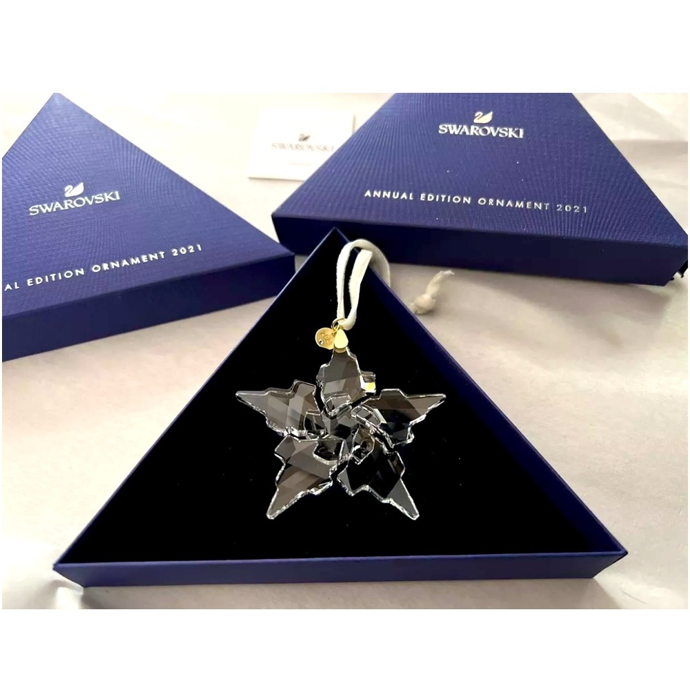NIB Swarovski LARGE 2021 Snowflake Crystal Clear Christmas Ornament #5557796